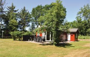 Three-Bedroom Holiday Home In Strandby