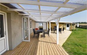 Awesome Home In Harboøre With Kitchen