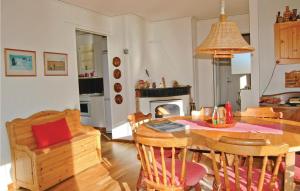 Gorgeous Home In Kil With Sauna