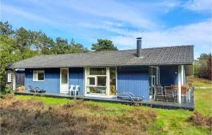 2 Bedroom Beautiful Home In Anholt - Anholt