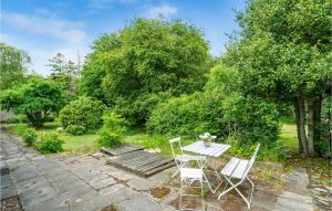 Cozy Home In Øster Assels With Wifi