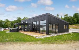 Gorgeous Home In Sjølund With Kitchen