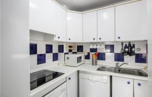 Pet Friendly Apartment In Torrevieja