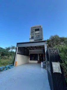 花蓮市海闊首驛海景包棟民宿 KTV不限時 電動麻將 獨棟電梯別墅 VIP浴缸 停車免費 烤肉行程代買代訂 加Line訂房為主 過年開放預訂 歡迎詢問 - Beipu