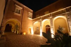 Palazzo Gambuzza - Испика