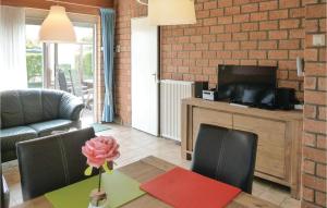 Three-Bedroom Holiday Home In Callantsoog