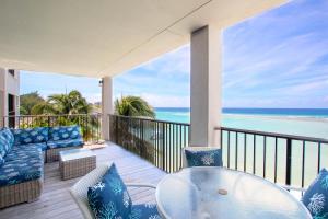 Beachfront Luxury with Incredible Ocean Views apts by Bluescape