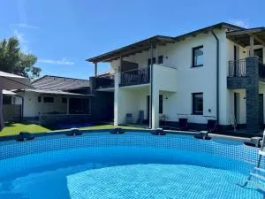Villa7 Balaton - Lovas