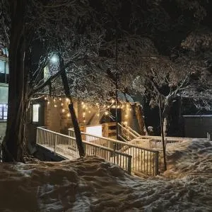 Lakeside Falls Creek - Dartmouth