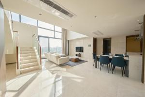 UH FLAT Signature DAEGU