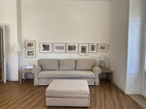 SUNNY Central bright apt, historical living Matera