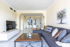 Golfers dream apartment by Costarentals - Ref 81