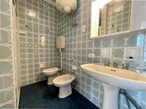 Lovely flat with terrace 350m from the sea-Beahost