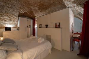 5* luxury in Unirii square.