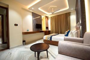 The Sky Imperial Hotel Sugam - 10 Meters from Shrinathji Temple