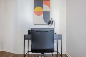 South Loop 1br nr L Grant Park CHI-805