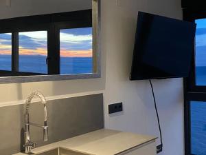 Estupendo apartamento en planta 23 primera línea