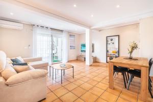 Penthouse Ancla 562 Levante Beach