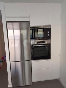 Estupendo apartamento en planta 22. 1ª línea.