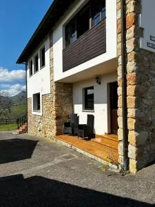 Casa La Maestra - Arriondas