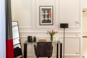 Largo Arenula Suites