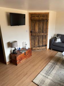 Buttercup Cottage at The Old Tractor Barn