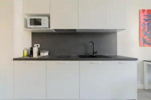 Arco della Pace - Canonica 81