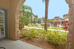 C906-411 Harts Place (G)