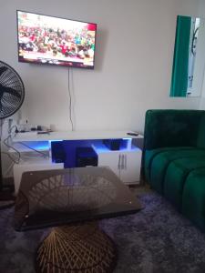 Royal Studio Apartment