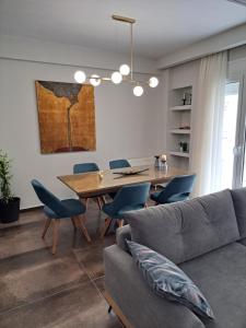 CenterStage1 Boutique Apartment - Hemisphere1 Stylish Studio