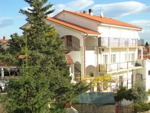 Apartment in Pula with terrace, air conditioning, W-LAN, washing machine 633-6