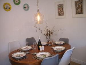 Spacious Stylish House,Rway Museum,Parking,Garden