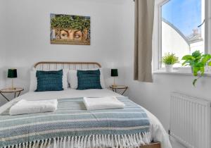 Golden Sunset House Free Parking By My Getaways