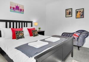 Golden Sunset House Free Parking By My Getaways