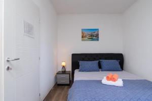 Apartment in Okrug Gornji with sea view, balcony, air conditioning, WiFi 5134-7