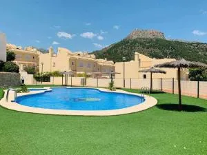 Duplex con una vista impresionantes a Calpe - La Canuta