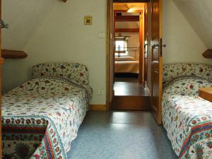 B&B / Chambres d'hotes Chambre d'Hotes La Rossillonie : photos des chambres