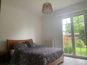 Maisons de vacances Maison au calme avec jardin pres du Chateau, foret et plage : photos des chambres
