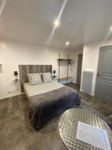 B&B / Chambres d'hotes Aux Charmes : photos des chambres