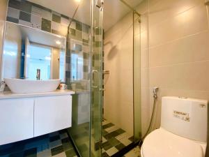 Căn Hộ 3 Phòng Ngủ (Three-Bedroom Apartment)