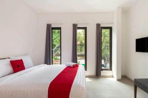 RedDoorz near Kaza Mall Surabaya