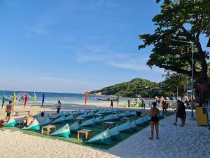 Almost Famous Hostel