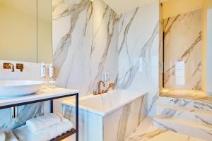 Hotels La Licorne Hotel & Spa Troyes MGallery : photos des chambres