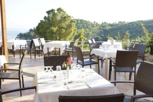 Alonissos Beach Bungalows And Suites Hotel Alonissos Greece