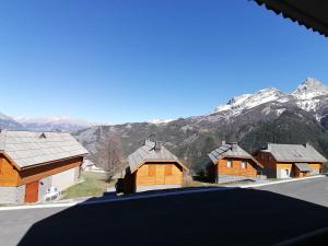 Appartements Hameau Pra Roustan by Godille : photos des chambres