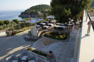 Alonissos Beach Bungalows And Suites Hotel Alonissos Greece