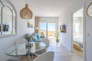 OleHolidays 535 Romana Playa con vistas al mar