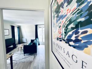 Studio Remigny, hyper centre ville de Nevers, style "Appart-hôtel" by PRIMO C0NCIERGERIE