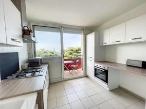 Appartements Appartement spacieux pres de la plage et commerces, 4 couchages - FR-1-361-433 : photos des chambres