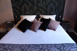 Hotels Hotel le Cheval Blanc : photos des chambres